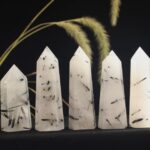 თმიანი კვარცის კრისტალი